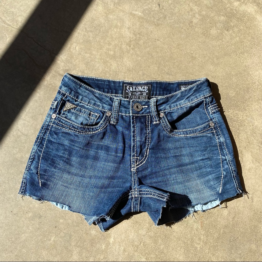 Vintage Salvage woman’s denim jean shorts